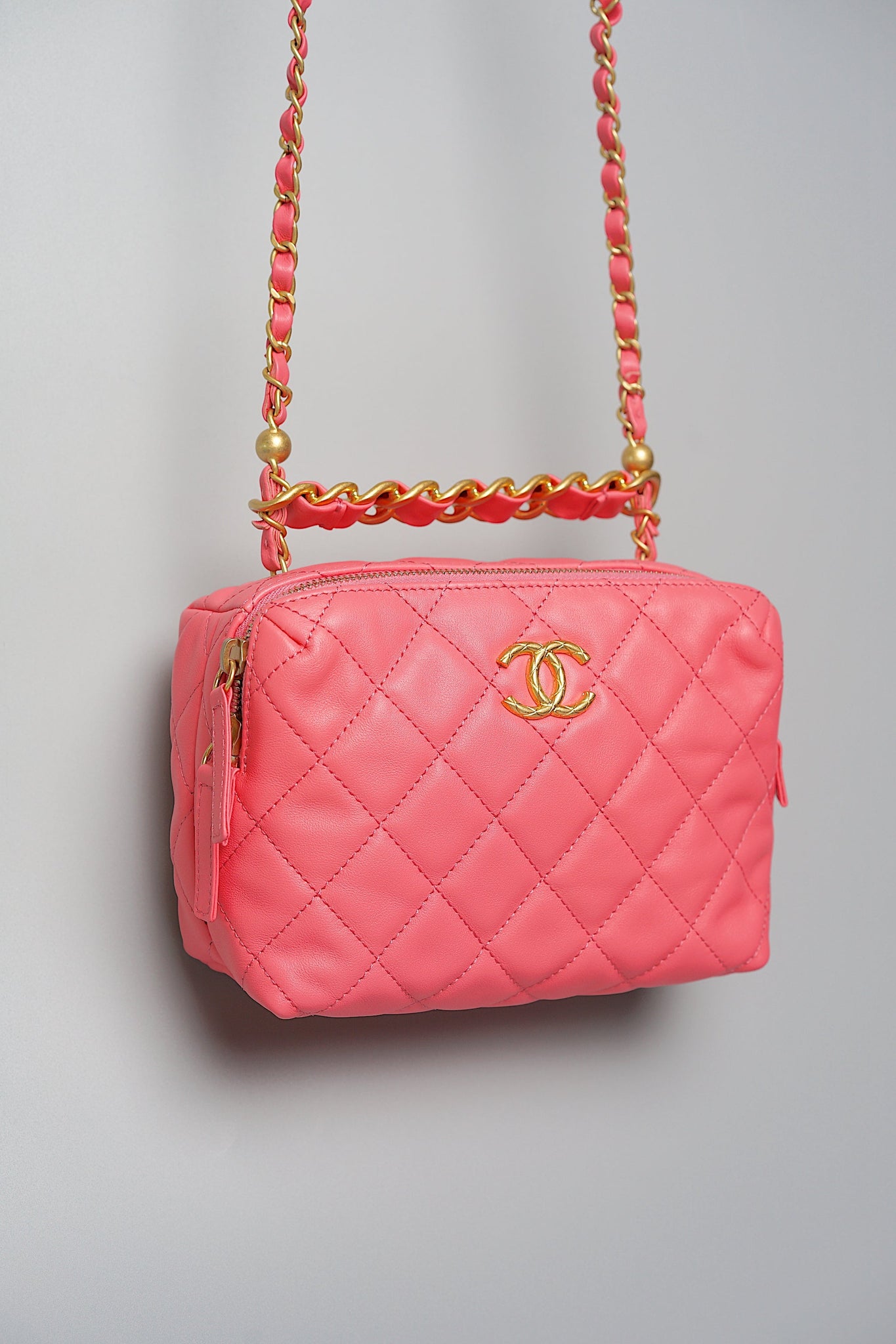 Chanel Mini Bag in Pink Lambskin (Brand new)