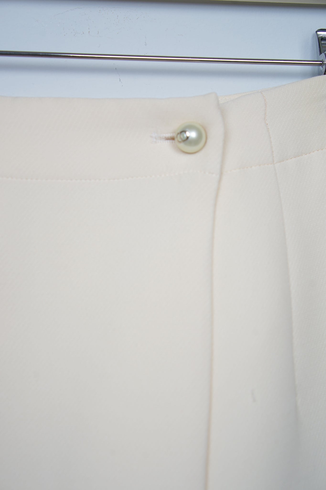 Christian Dior Wrap Skorts in Cream Size 34