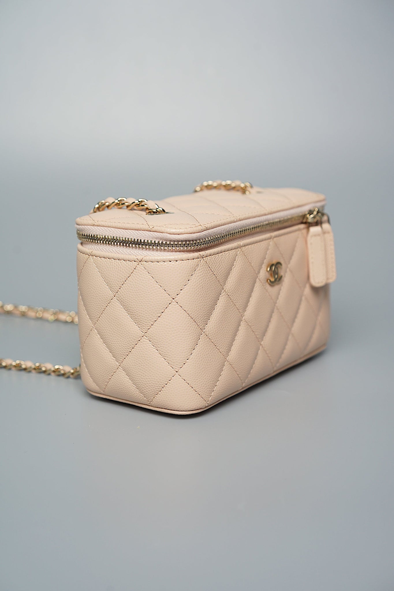 Chanel Long Vanity in Beige Caviar (Brand new)