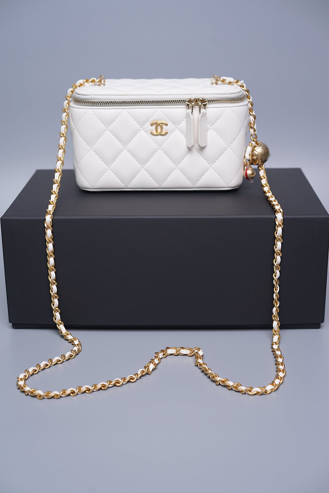 Chanel Pearl Crush Vanity in White (Brand New)