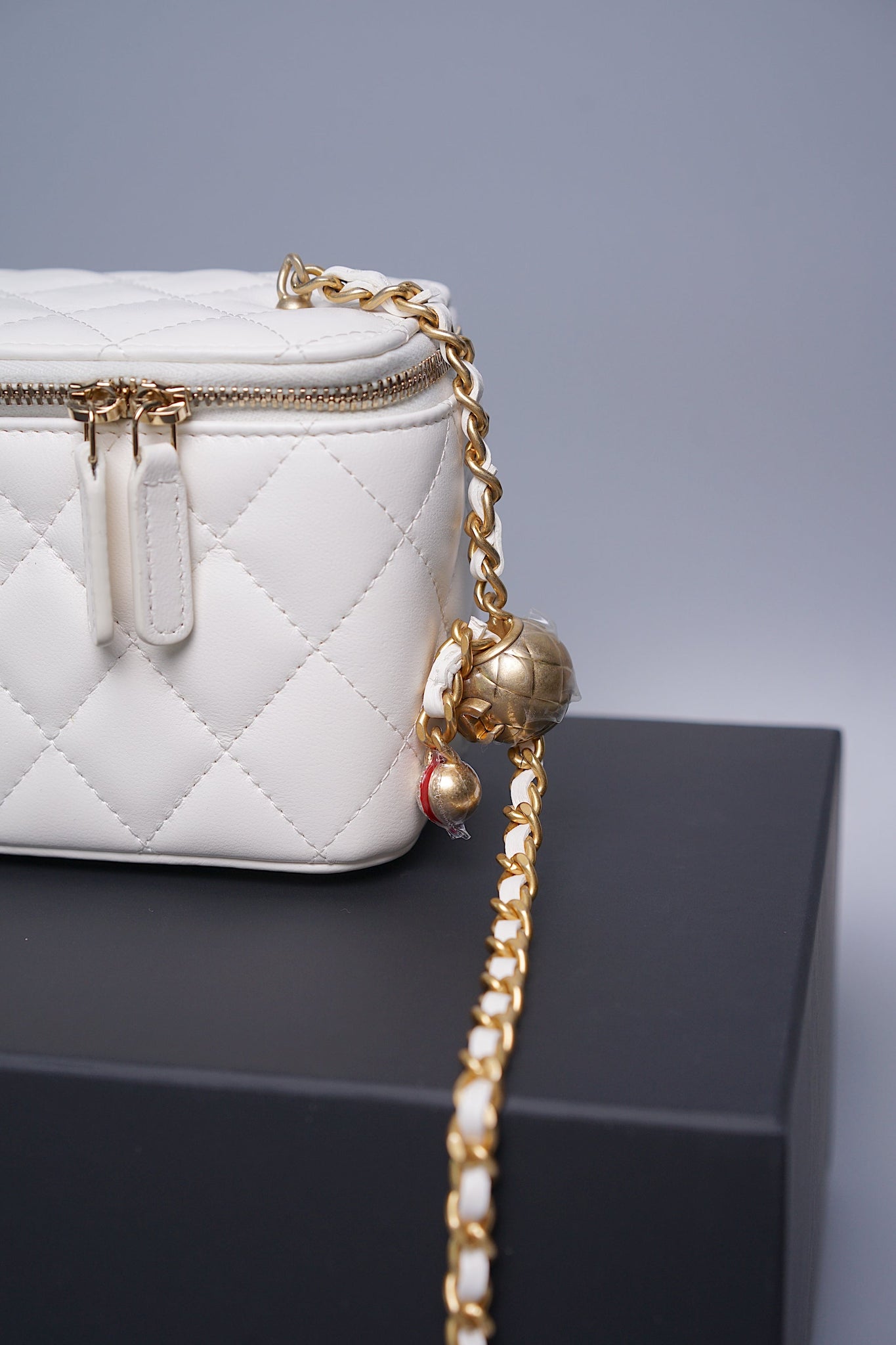 Chanel Pearl Crush Vanity in White (Brand New)