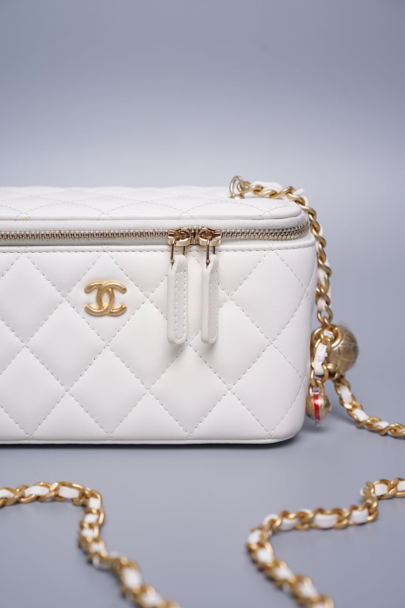 Chanel Pearl Crush Vanity in White (Brand New)