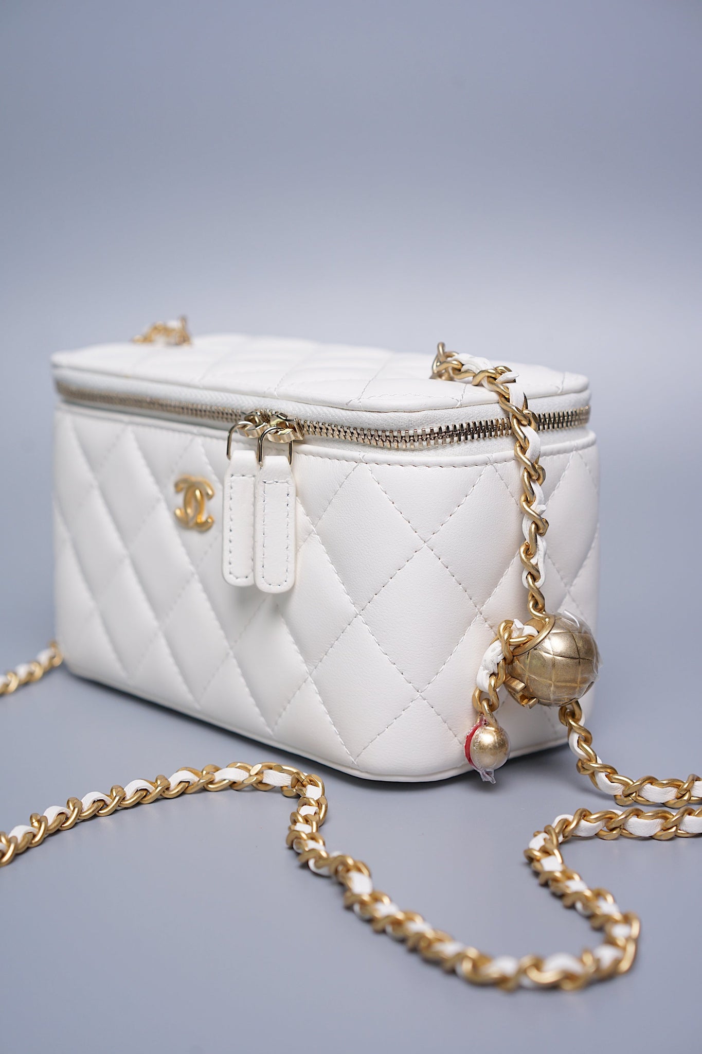 Chanel Pearl Crush Vanity in White (Brand New)