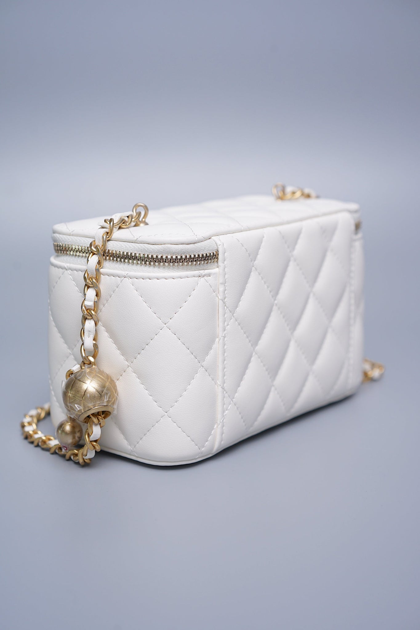 Chanel Pearl Crush Vanity in White (Brand New)