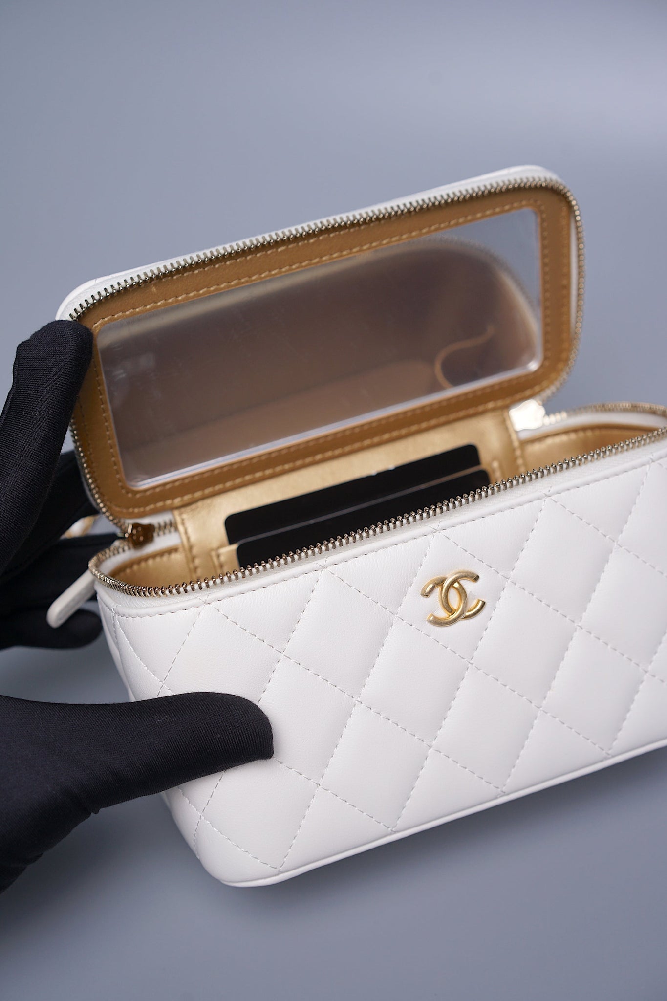 Chanel Pearl Crush Vanity in White (Brand New)