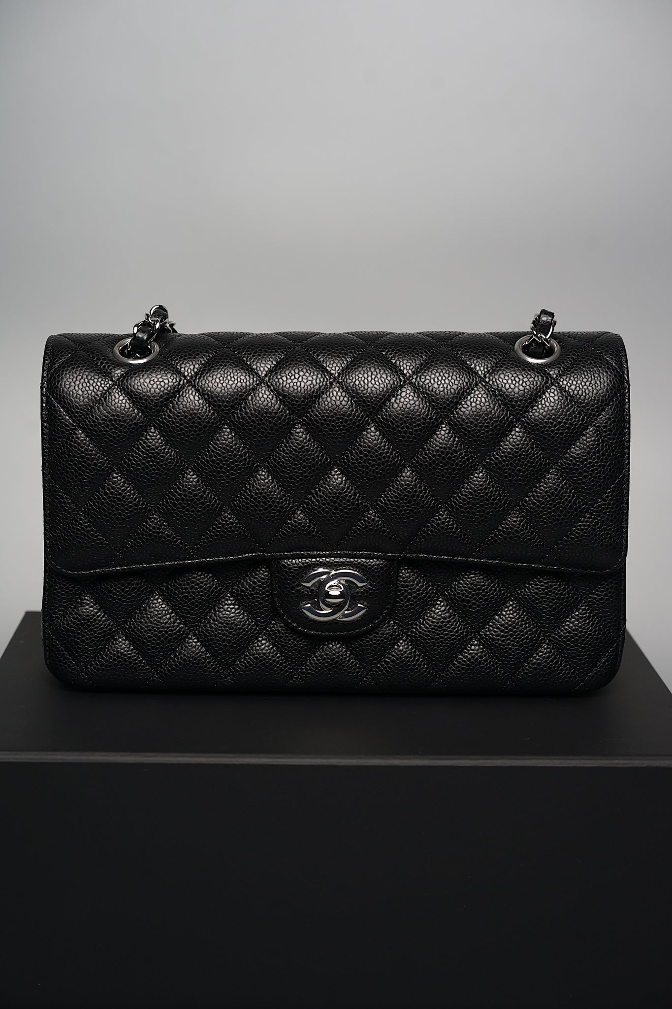 Chanel Medium Classic Double Flap in Black Caviar Shw (Brand New)