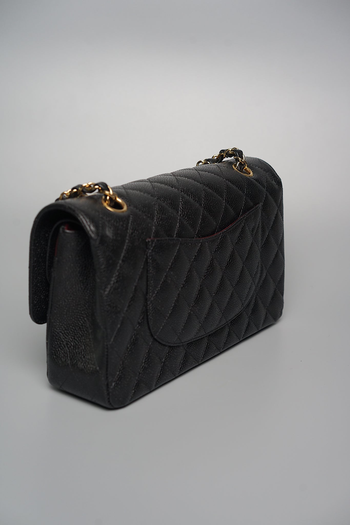Chanel Medium Classic Double Flap in Black Caviar Ghw