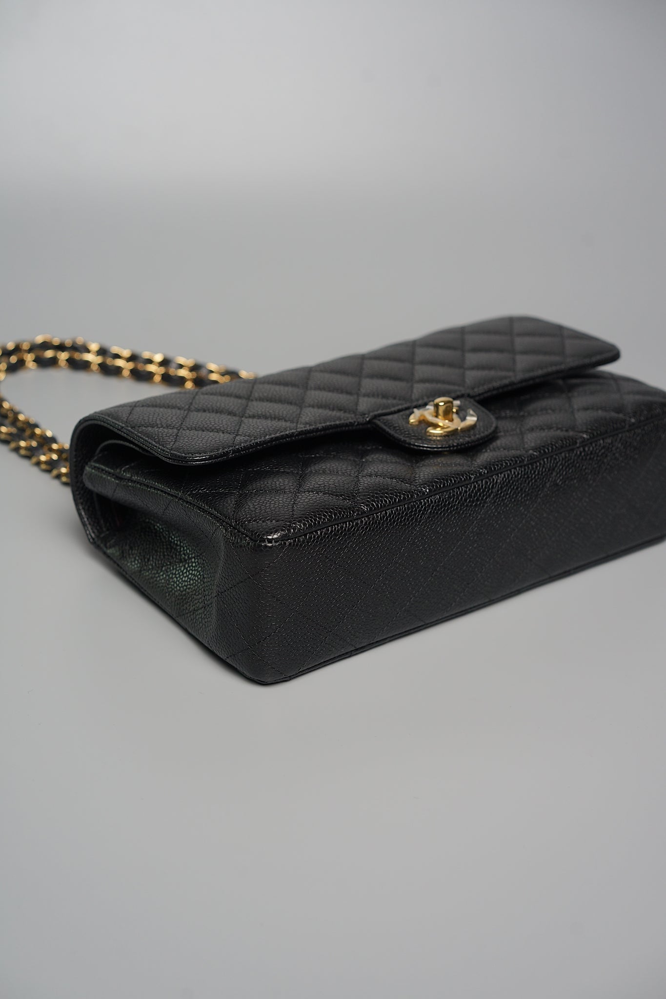 Chanel Medium Classic Double Flap in Black Caviar Ghw