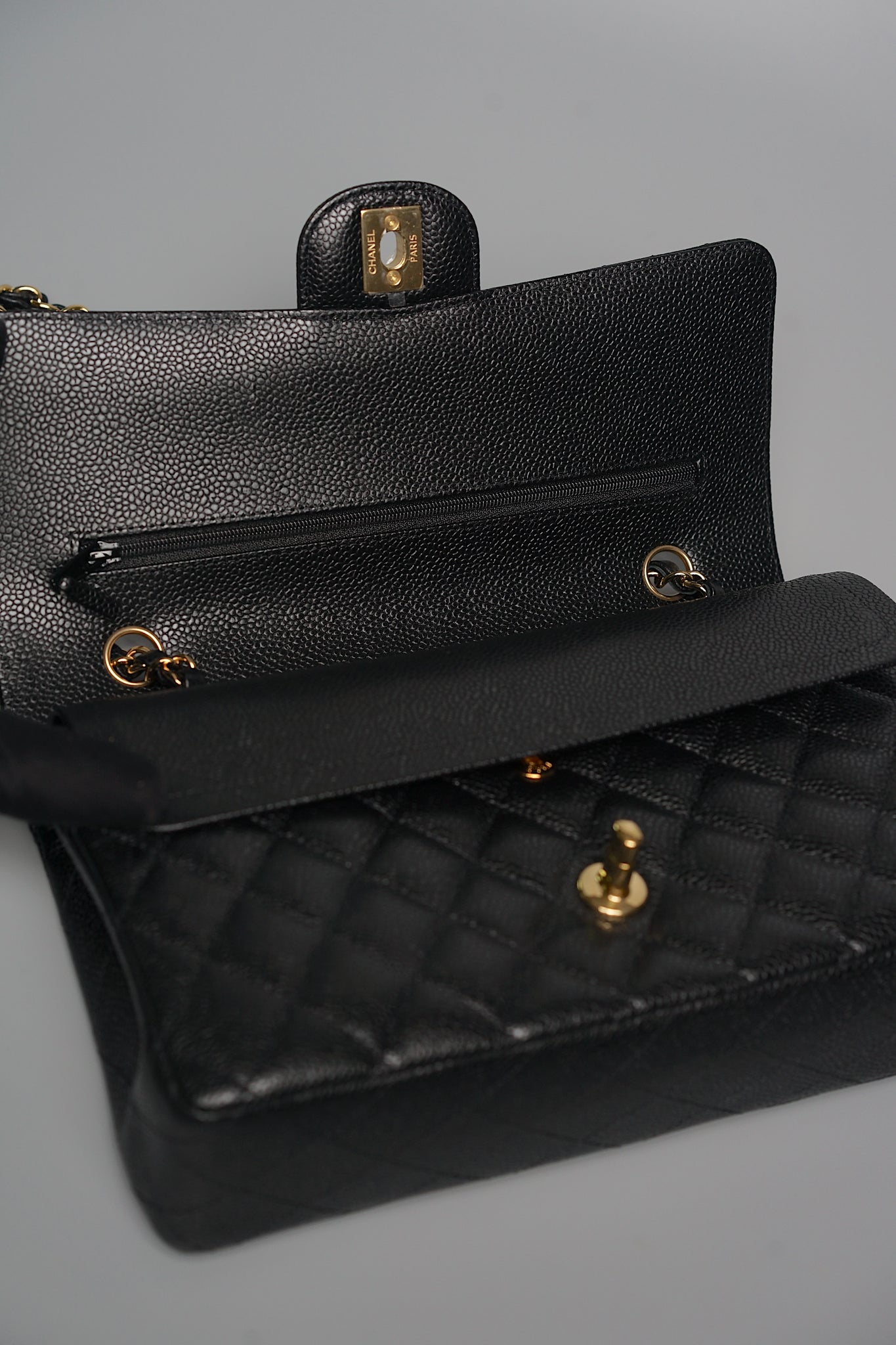 Chanel Medium Classic Double Flap in Black Caviar Ghw