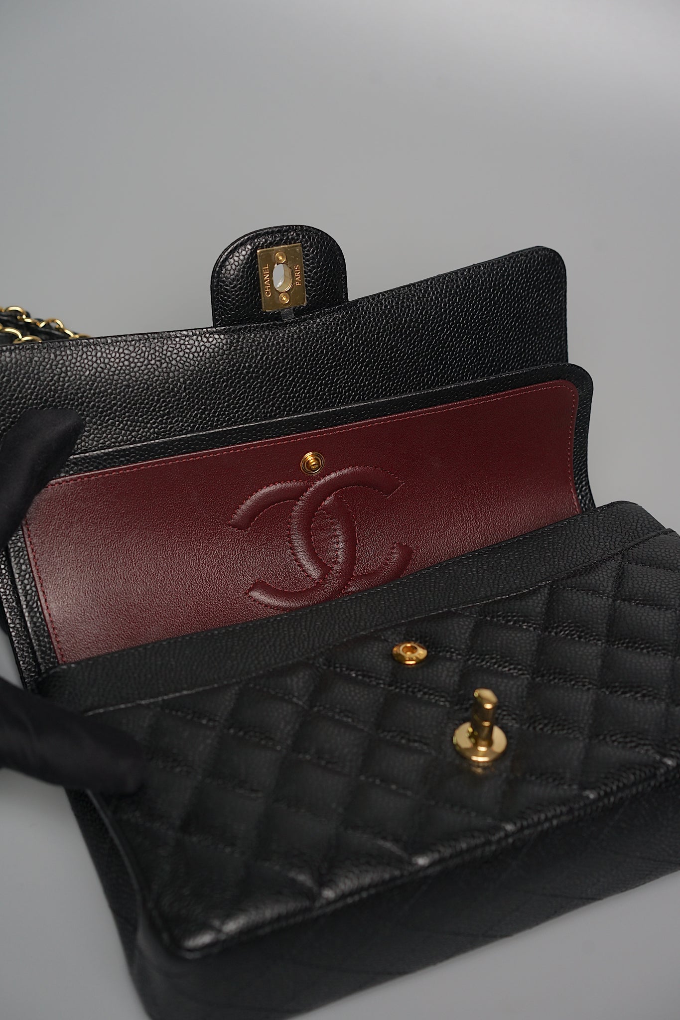 Chanel Medium Classic Double Flap in Black Caviar Ghw