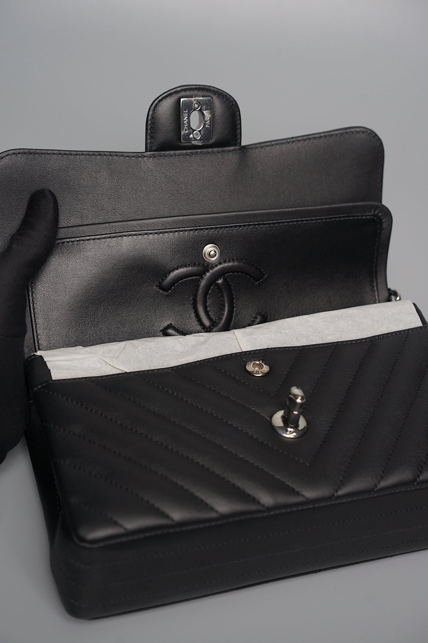 Chanel Chevron Small Double Flap in Black Lambskin Shw (Brand New)