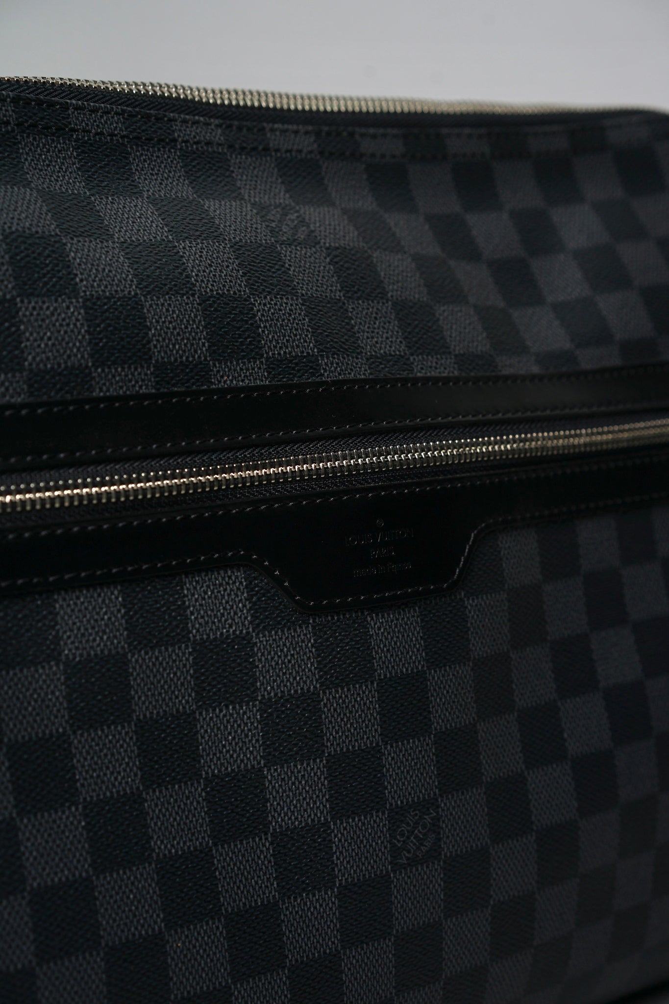LV Messenger Bag in Monogram Damier