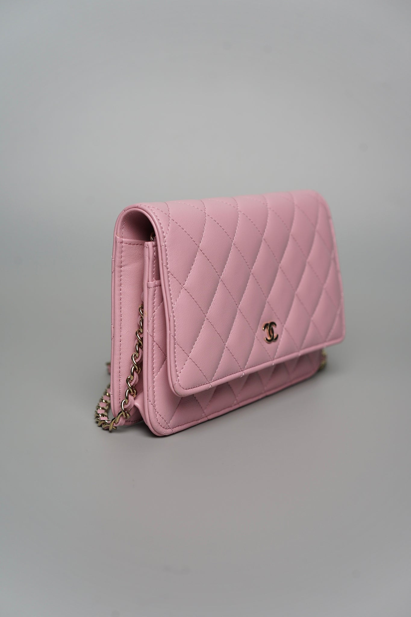 Chanel Wallet On Chain in Mauve Pink Lambskin Lghw