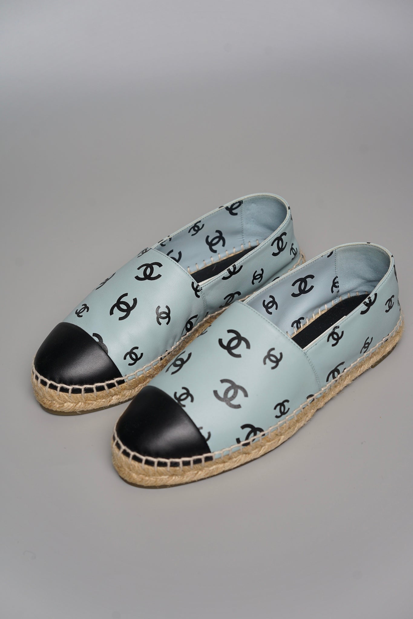 Chanel Interlocking CC Logo Espadrilles in Blue/Black Size 40 (Brand New)