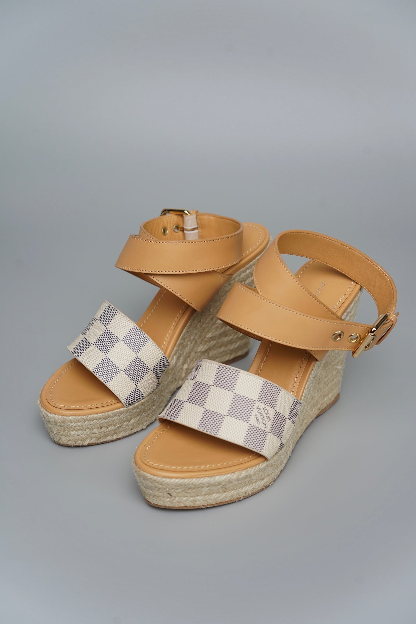 Louis Vuitton Damier Azur Starboard Wedges in Tan Size 39 (Brand New)