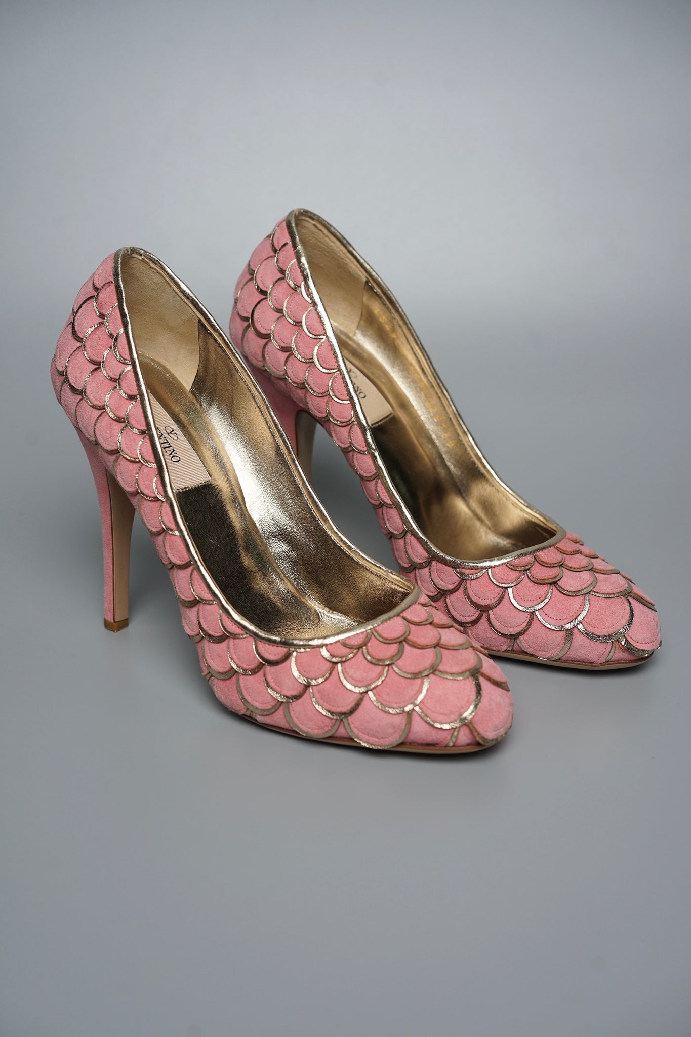 Valentino Suede Pumps in Pink Size 38 (Brand New)