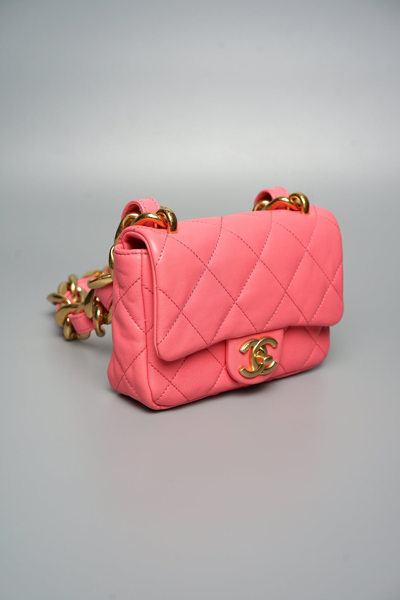 Chanel 22S Mini Flap in Coral Pink Lambskin Bghw