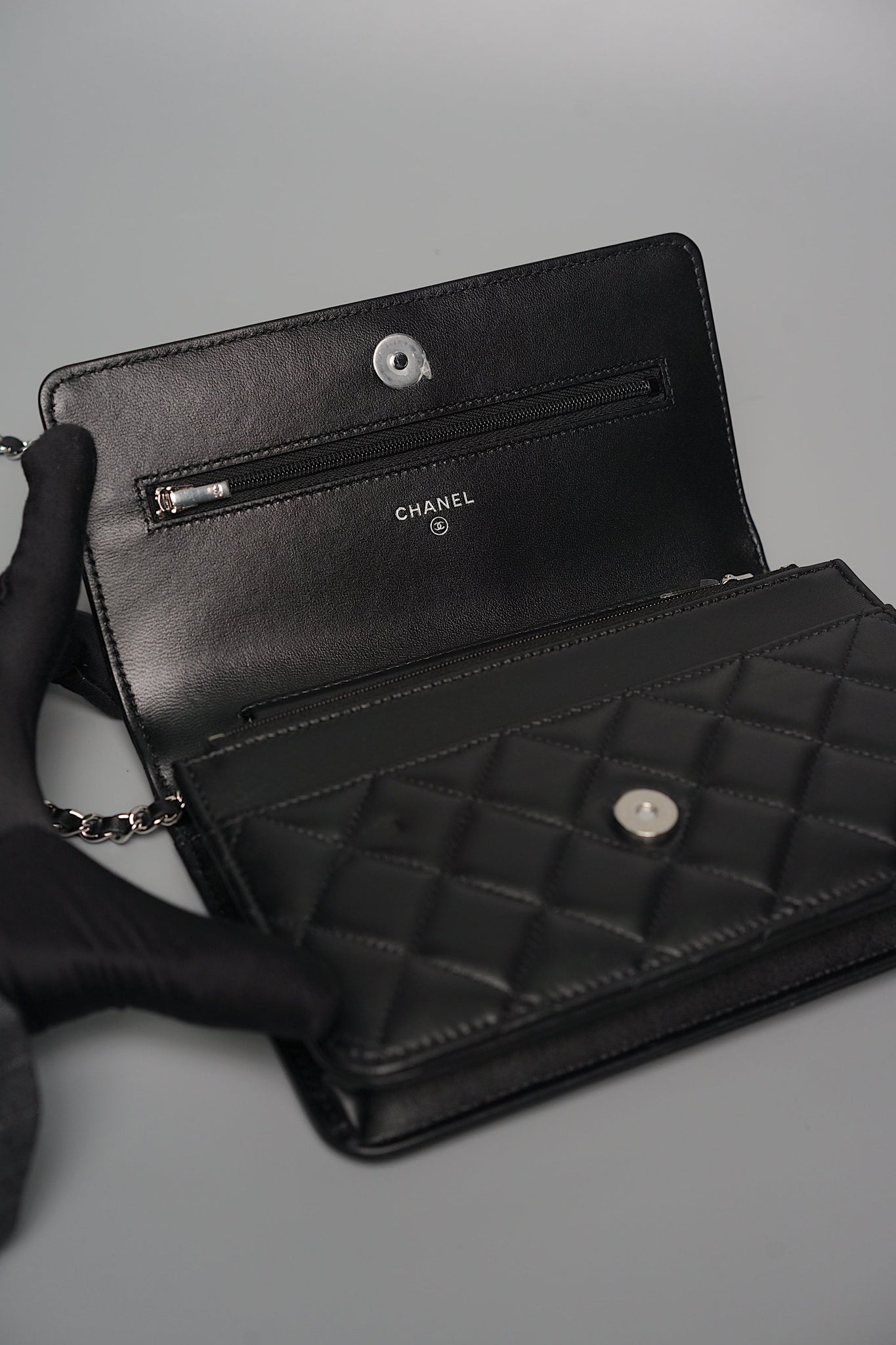 Chanel 24C Wallet On Chain in Black Lambskin Shw (Brand New)