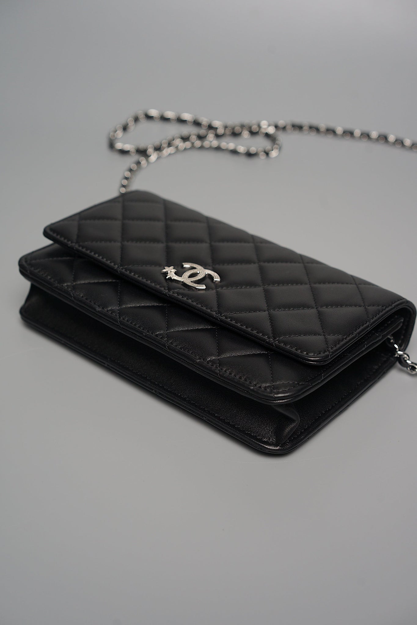 Chanel 24C Wallet On Chain in Black Lambskin Shw (Brand New)