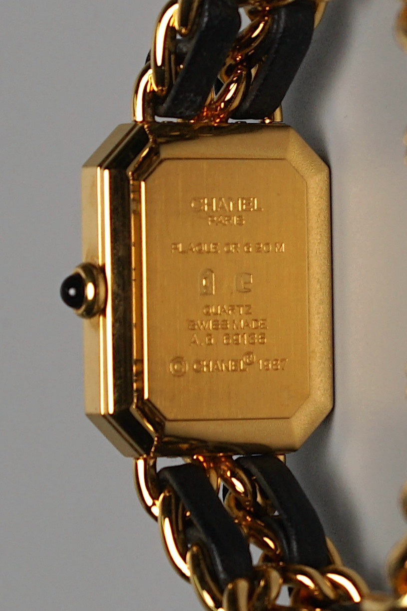 Chanel Premiere Watch Size M in Black / Gold