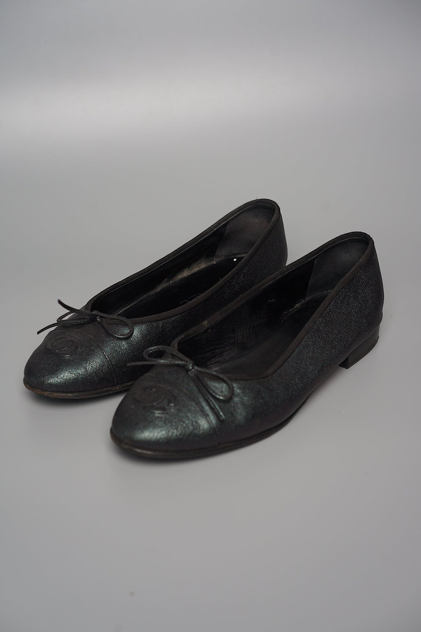 Chanel Pumps in Black, Size 38.5