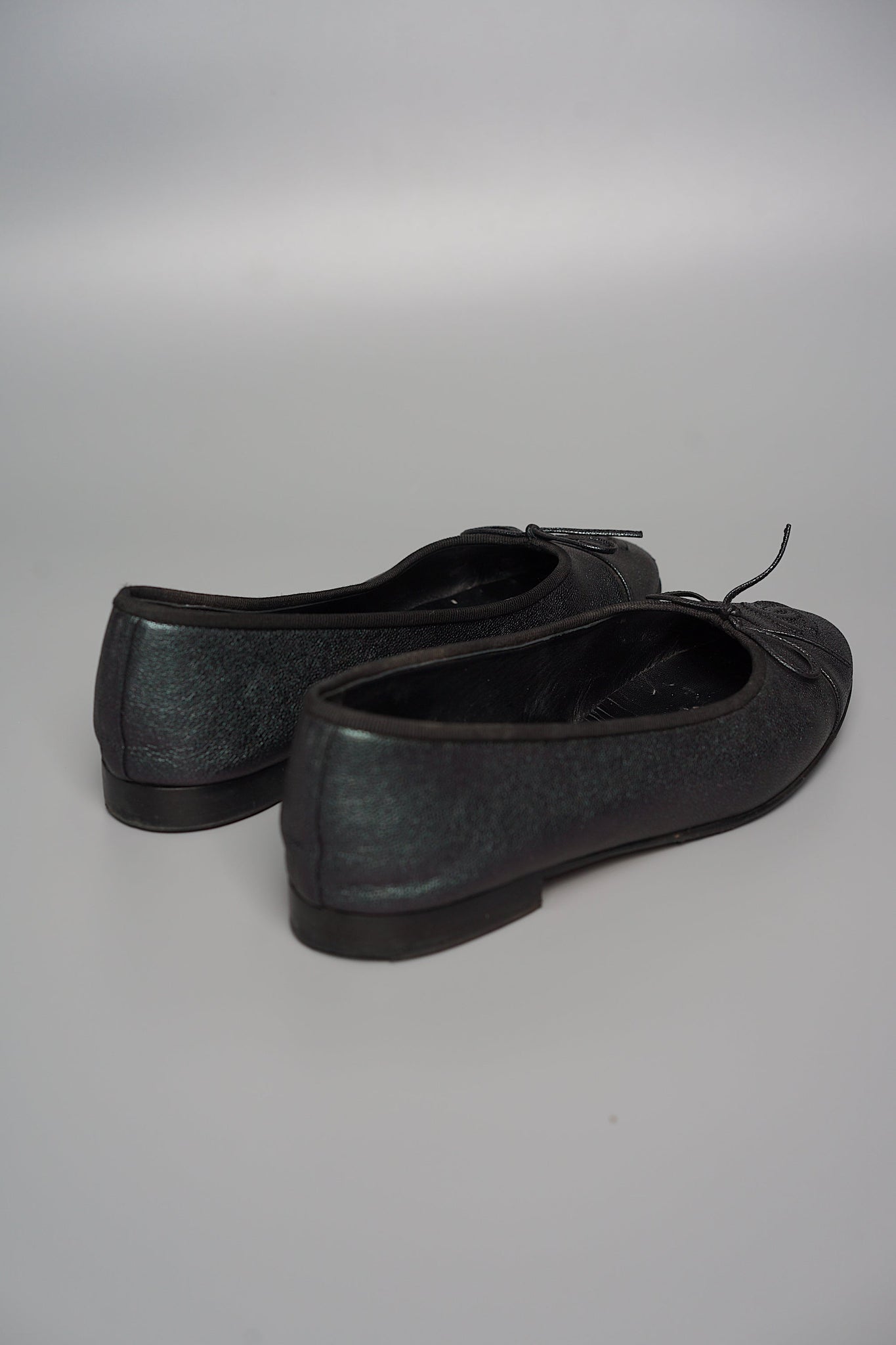 Chanel Pumps in Black, Size 38.5