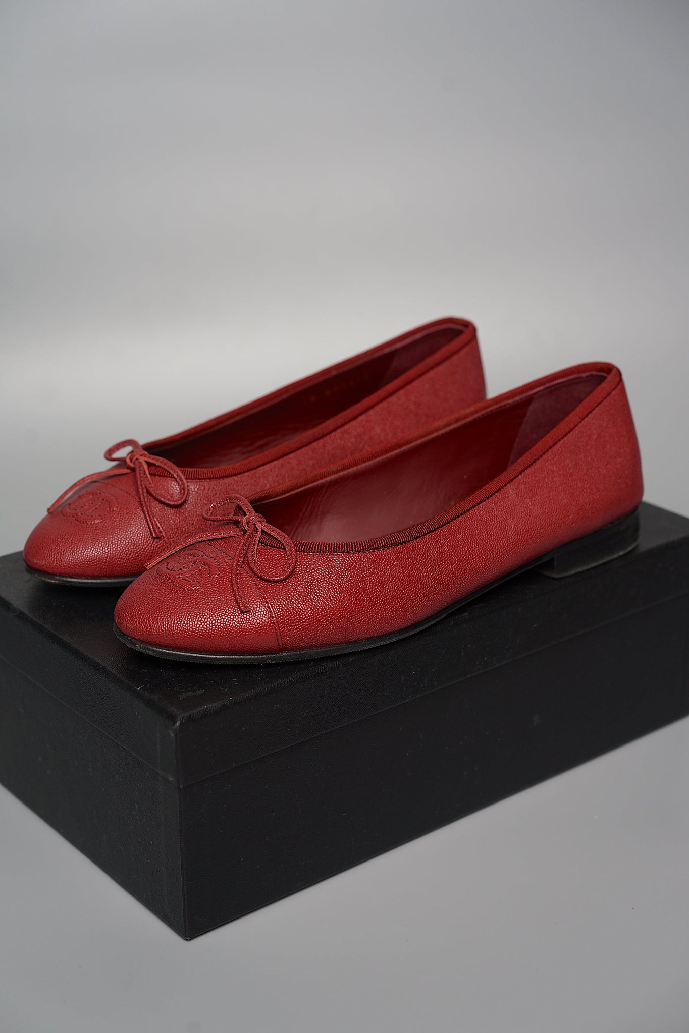 Chanel Pumps in Red Size 38.5
