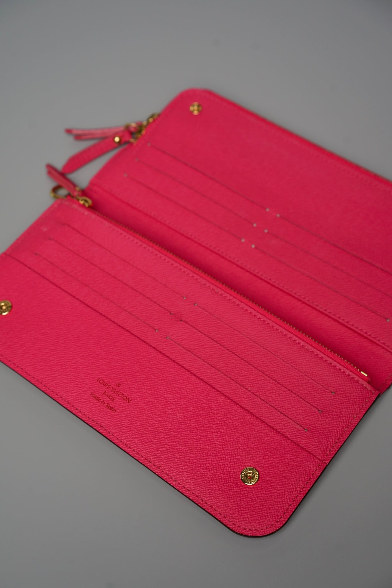 Louis Vuitton Zippy Wallet