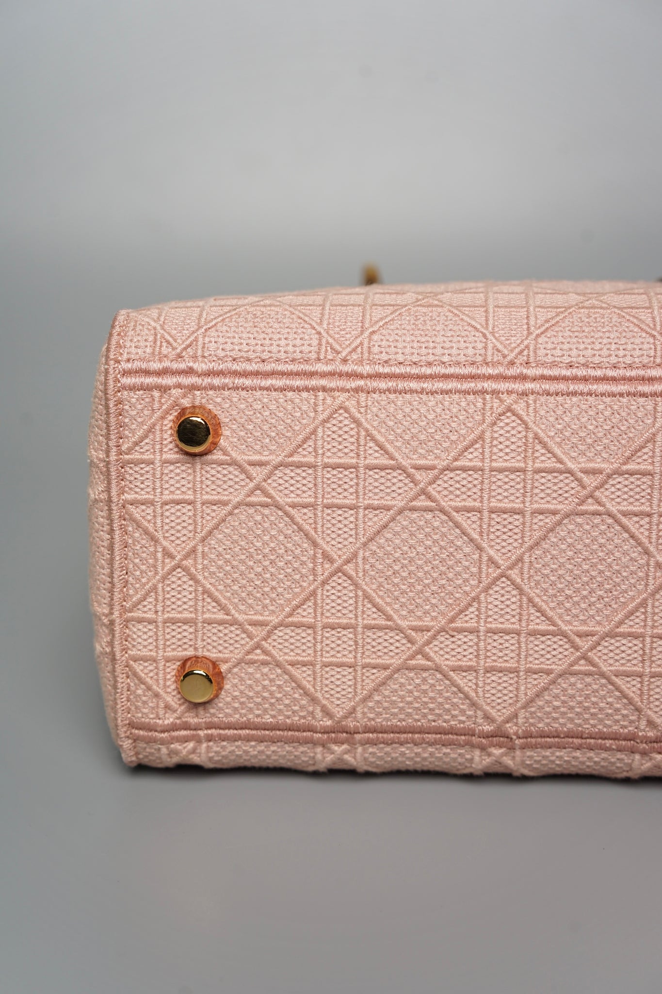 Lady Dior Medium D-lite Cannage Embroidery in Pink Rghw