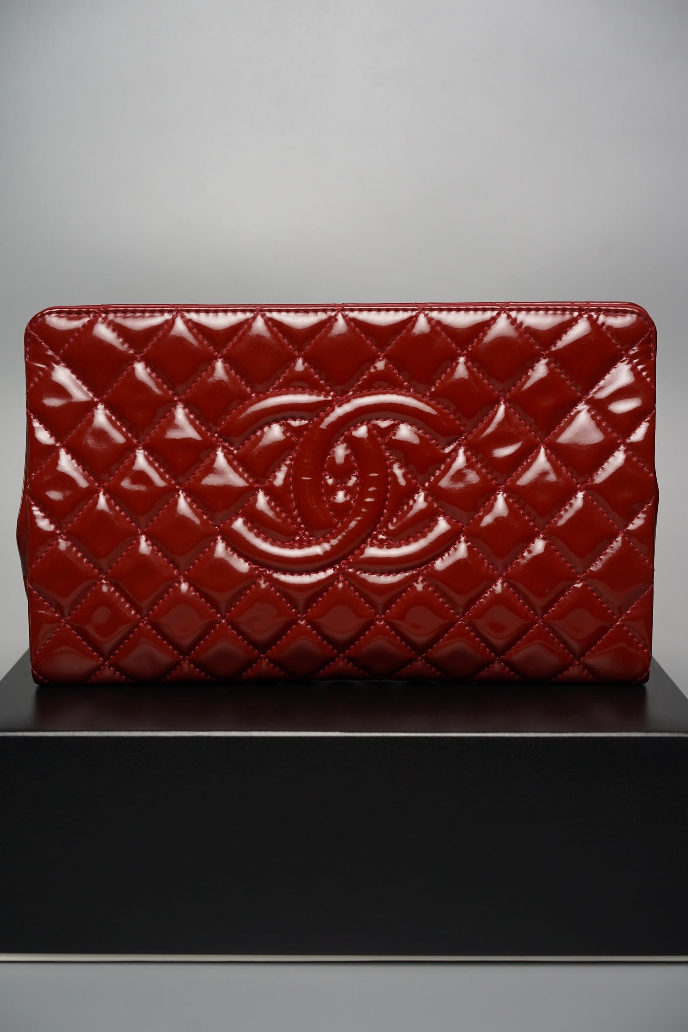 Chanel Clutch in Vermillon