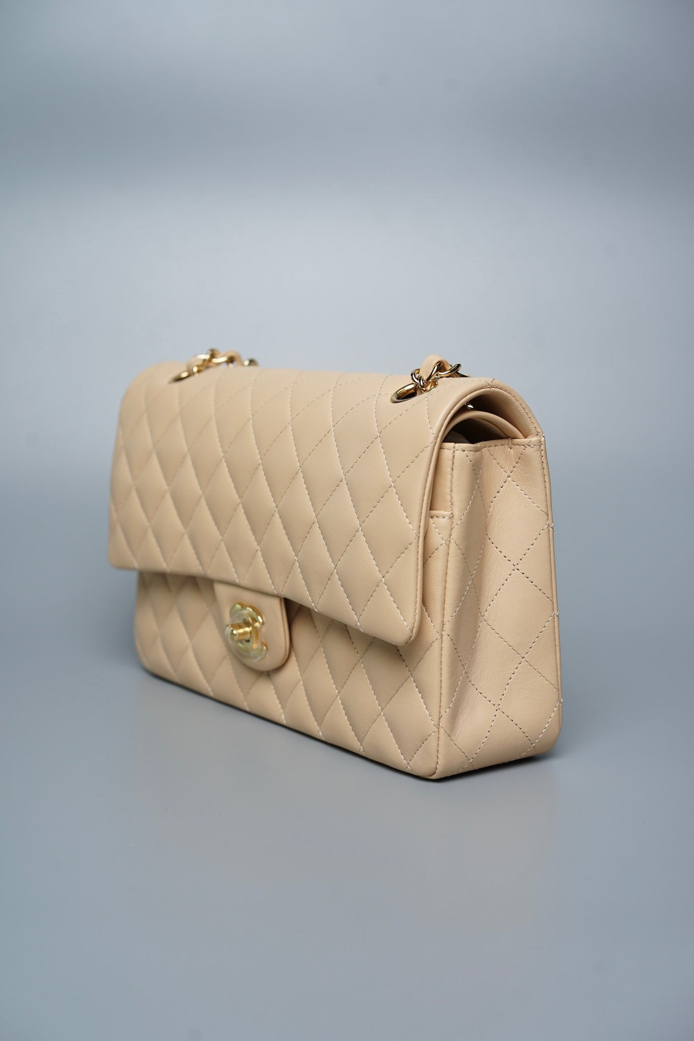 Chanel Classic Medium Double Flap in Beige Lambskin Ghw (Brand New)