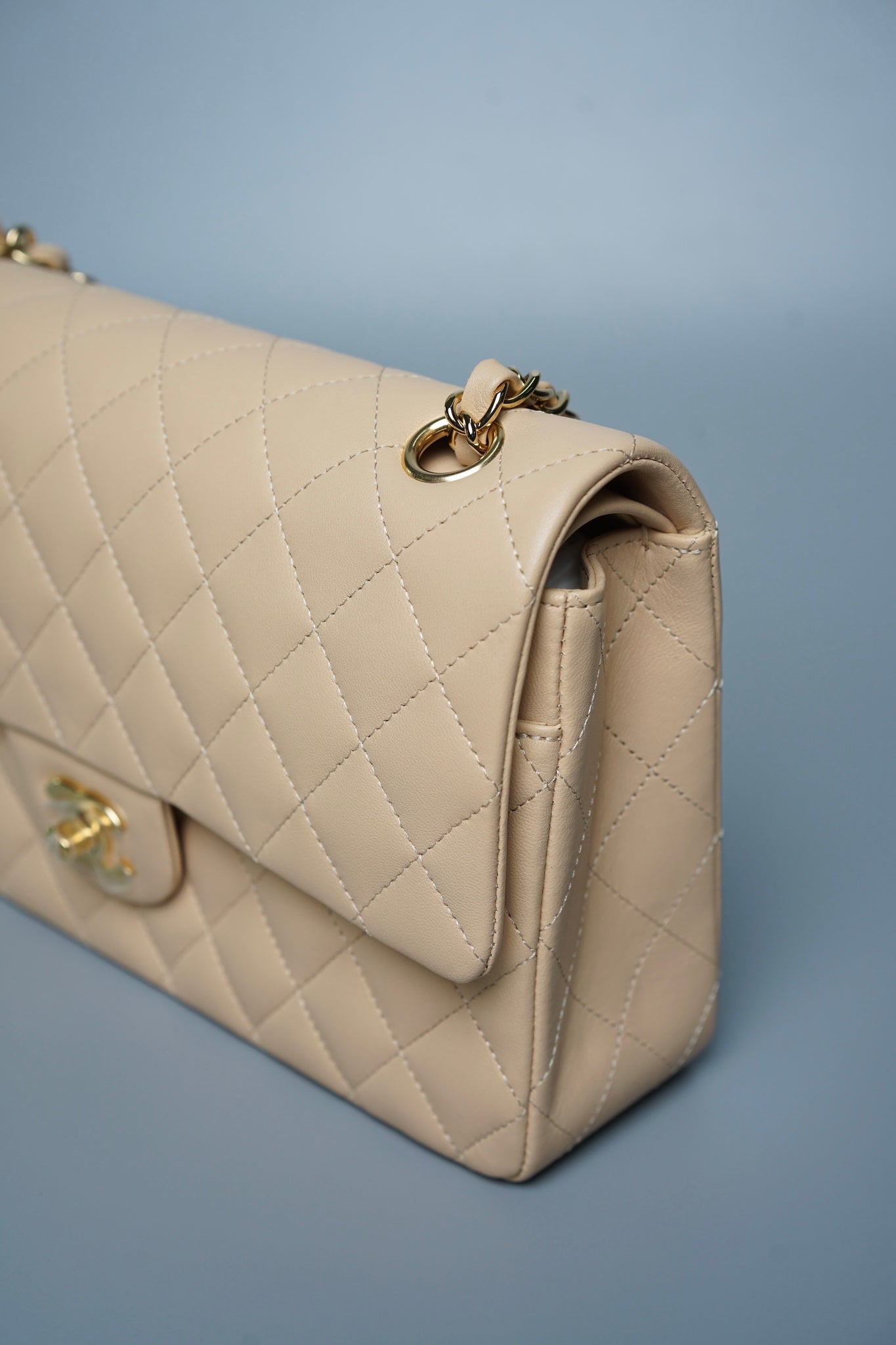Chanel Classic Medium Double Flap in Beige Lambskin Ghw (Brand New)