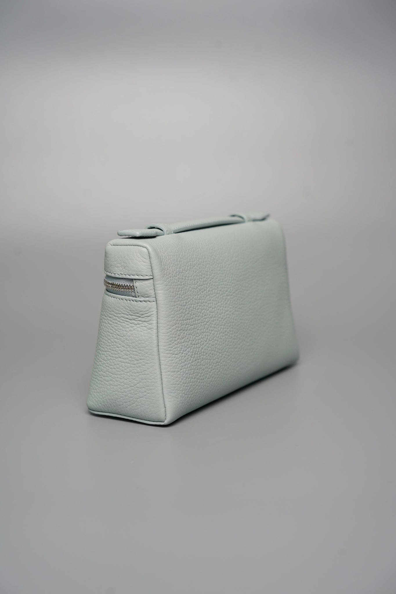 Loro Piana Extra Pocket L19 in Minty Breeze (Brand New)
