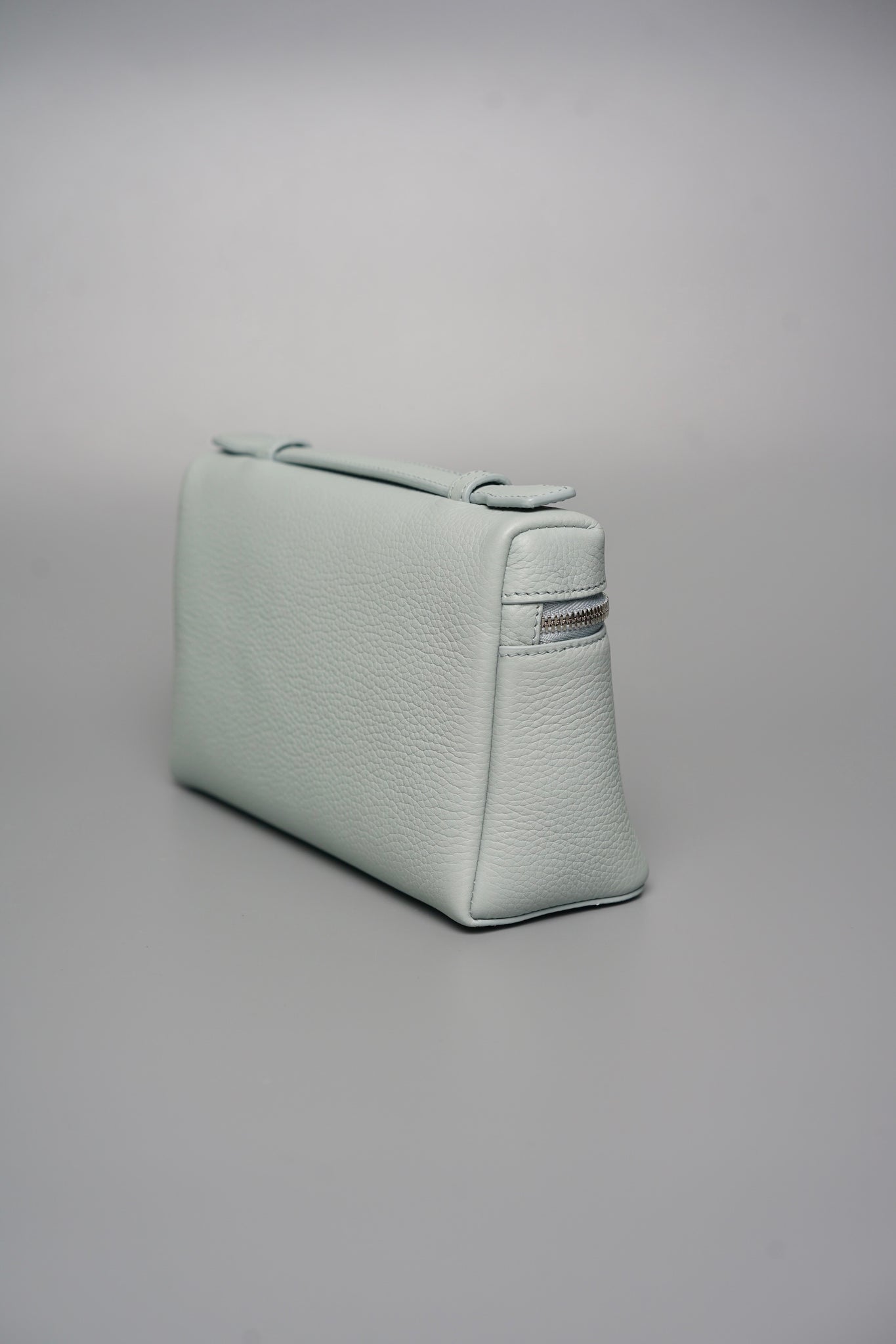 Loro Piana Extra Pocket L19 in Minty Breeze (Brand New)