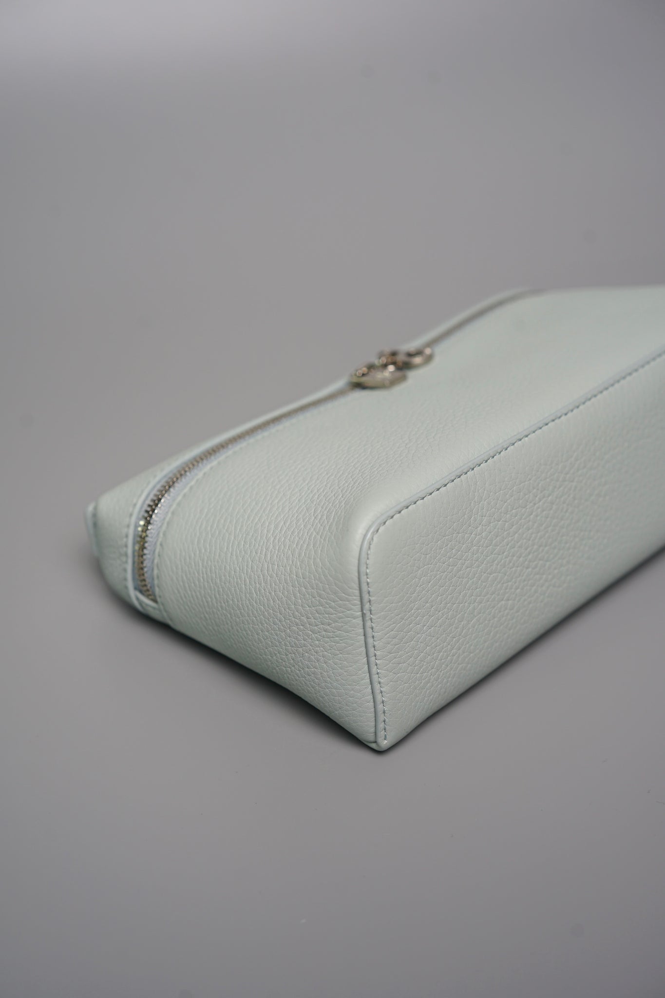 Loro Piana Extra Pocket L19 in Minty Breeze (Brand New)