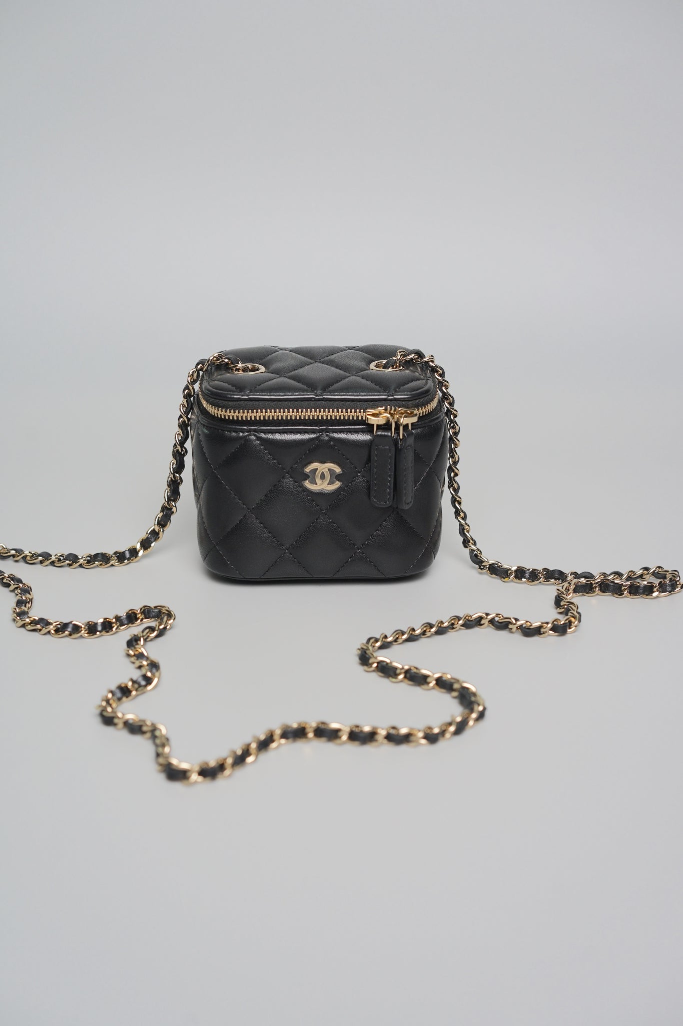 Chanel Mini Vanity in Black Lambskin Lghw (Brand New)