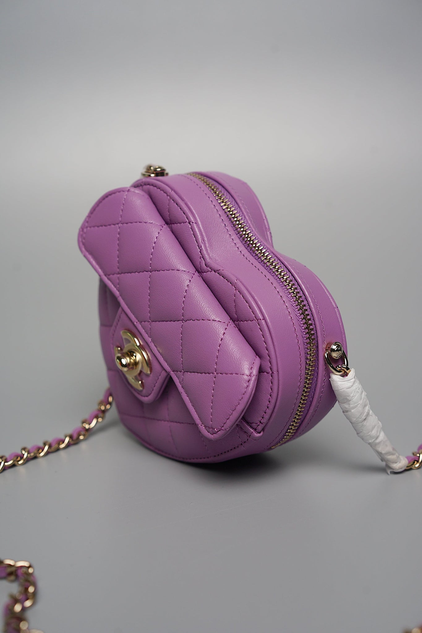 Chanel 22s Small Heart Bag in Purple (Brand New)