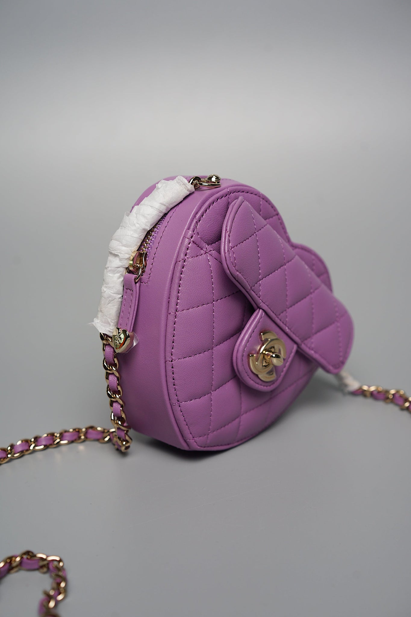 Chanel 22s Small Heart Bag in Purple (Brand New)