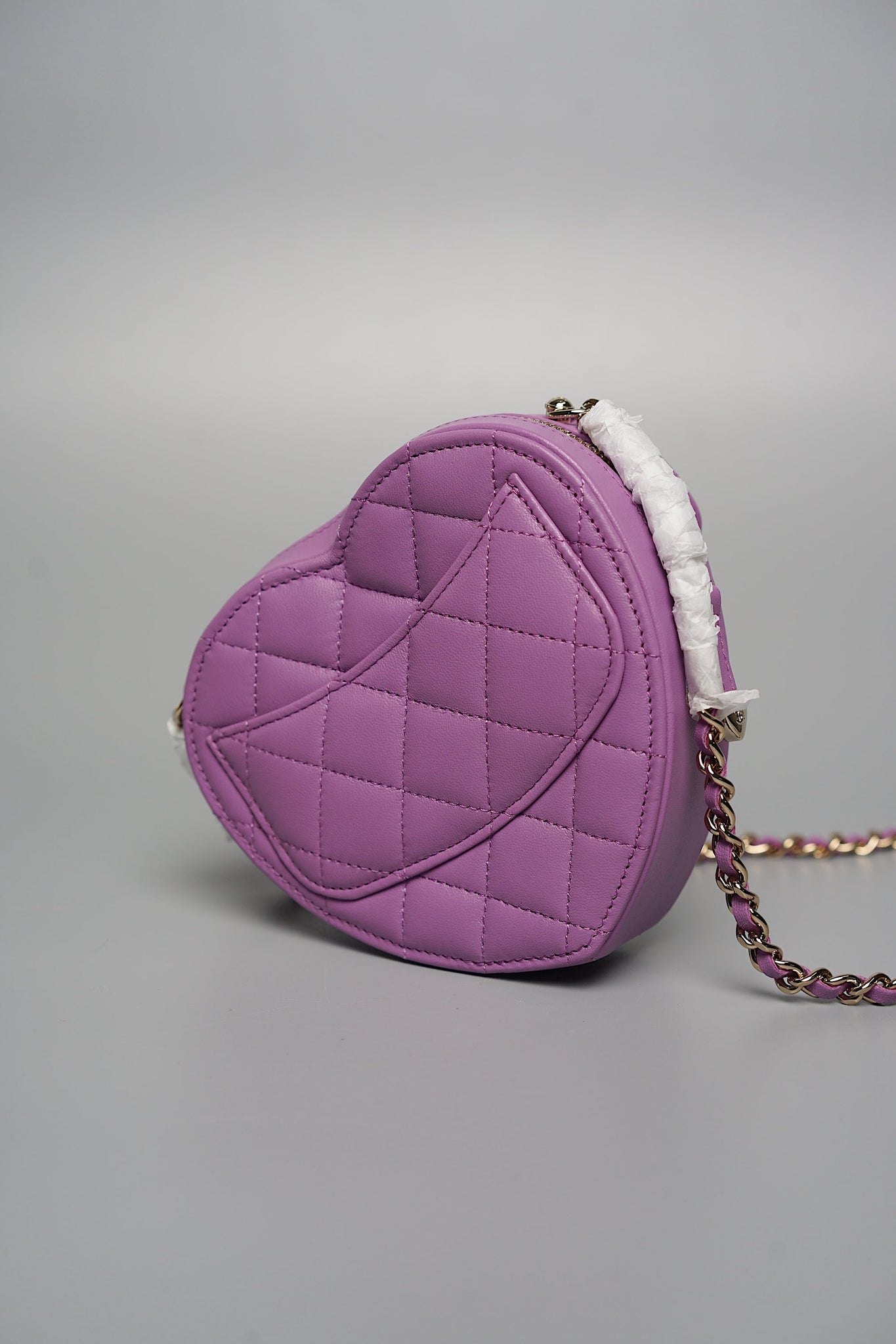Chanel 22s Small Heart Bag in Purple (Brand New)