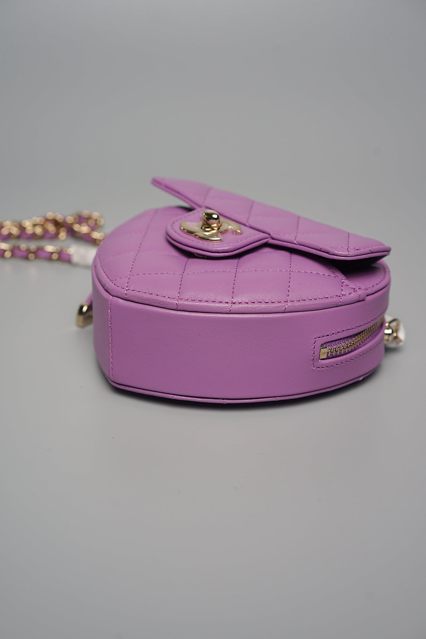 Chanel 22s Small Heart Bag in Purple (Brand New)