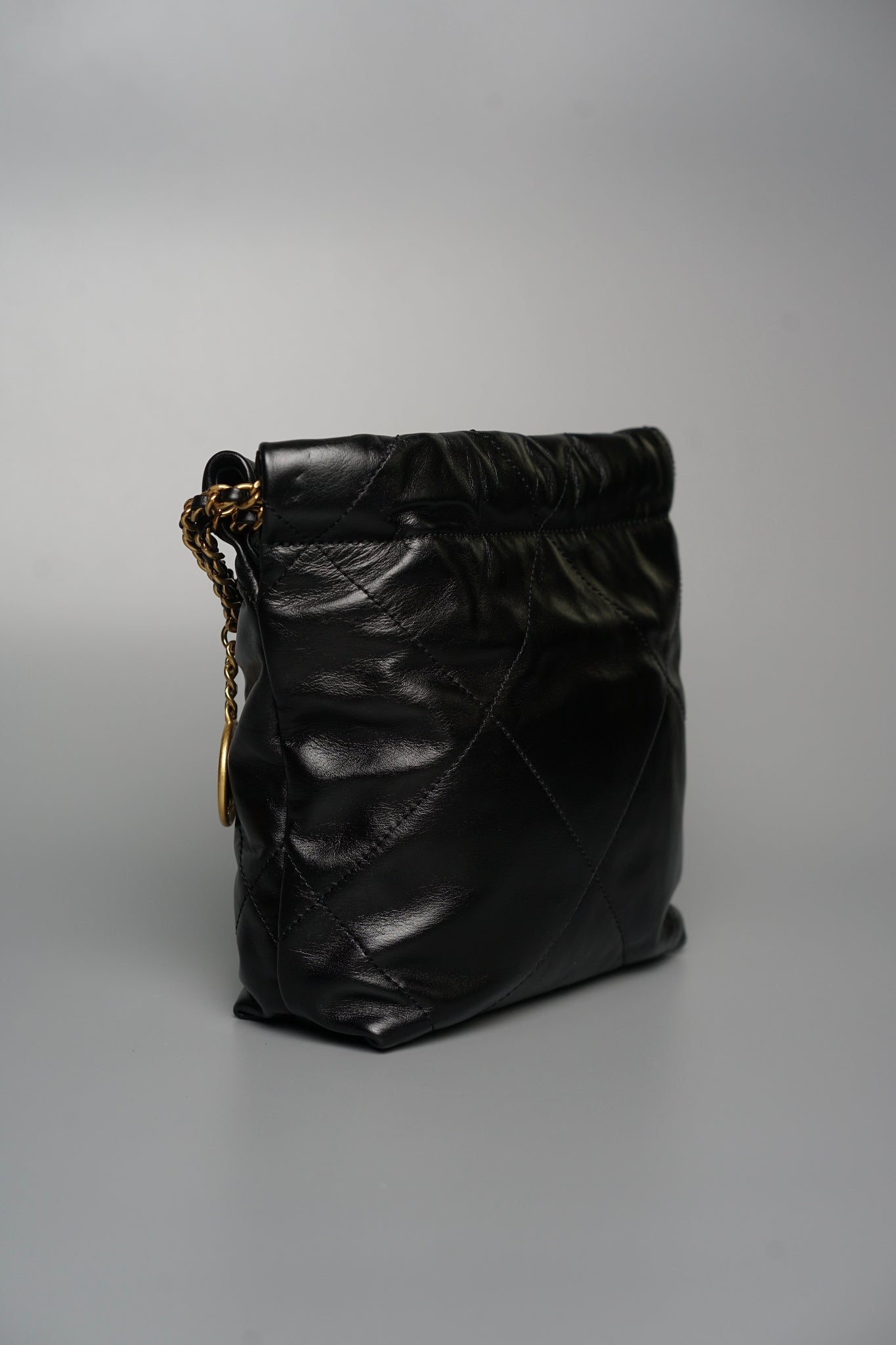 Chanel 22 Mini in Black Ghw