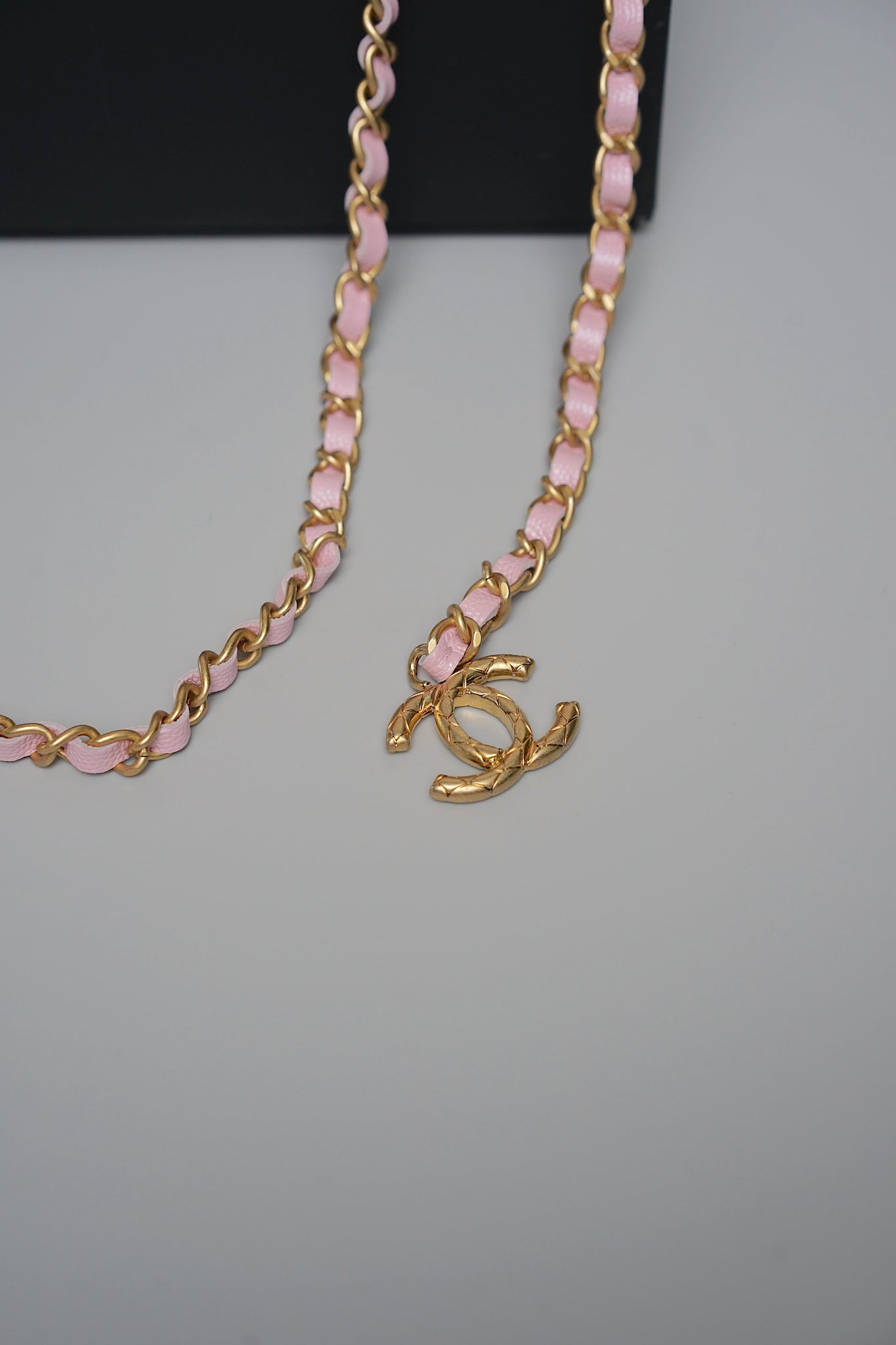 Chanel Pink Caviar Vanity with Chain (Brand New)
