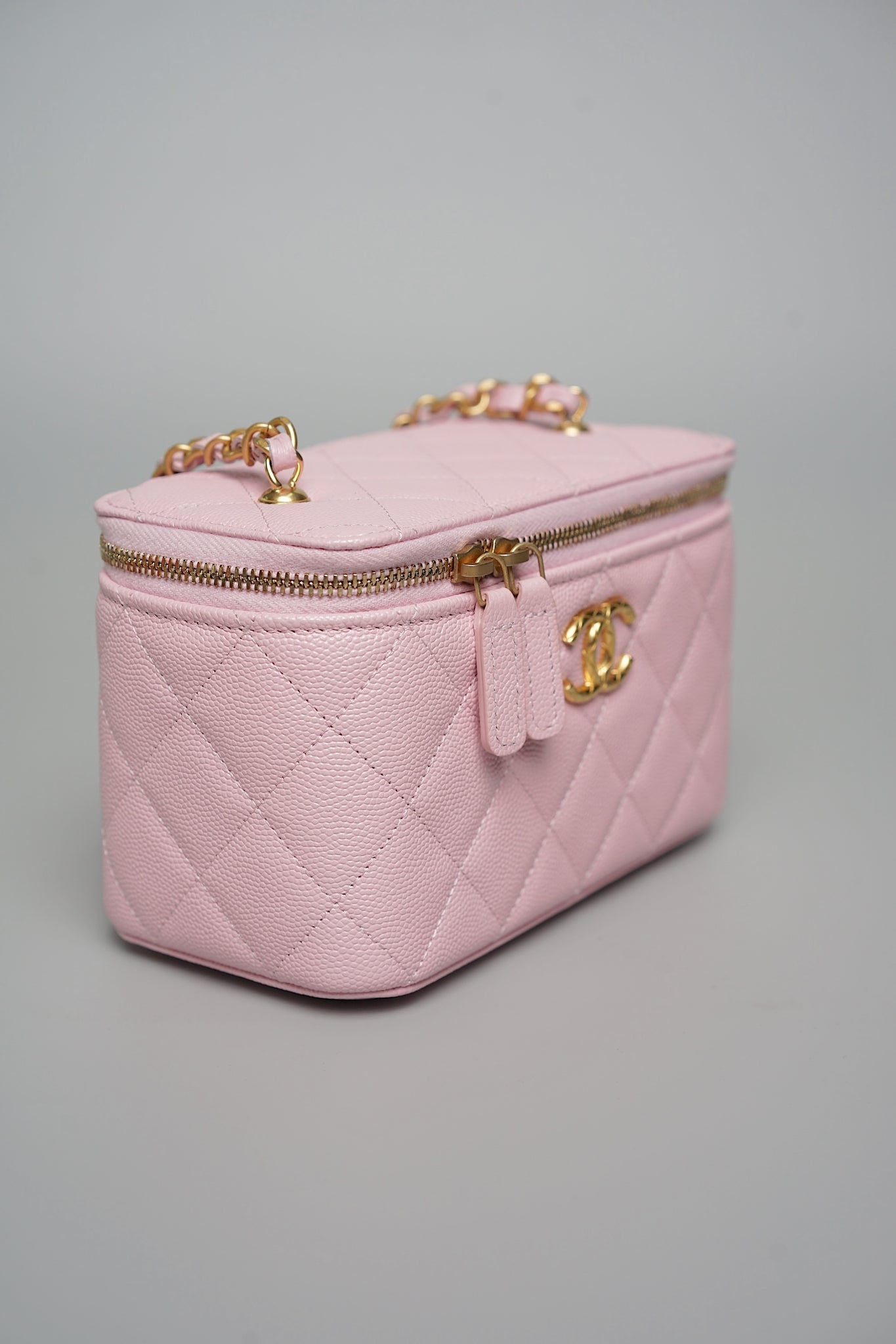 Chanel Pink Caviar Vanity with Chain (Brand New)