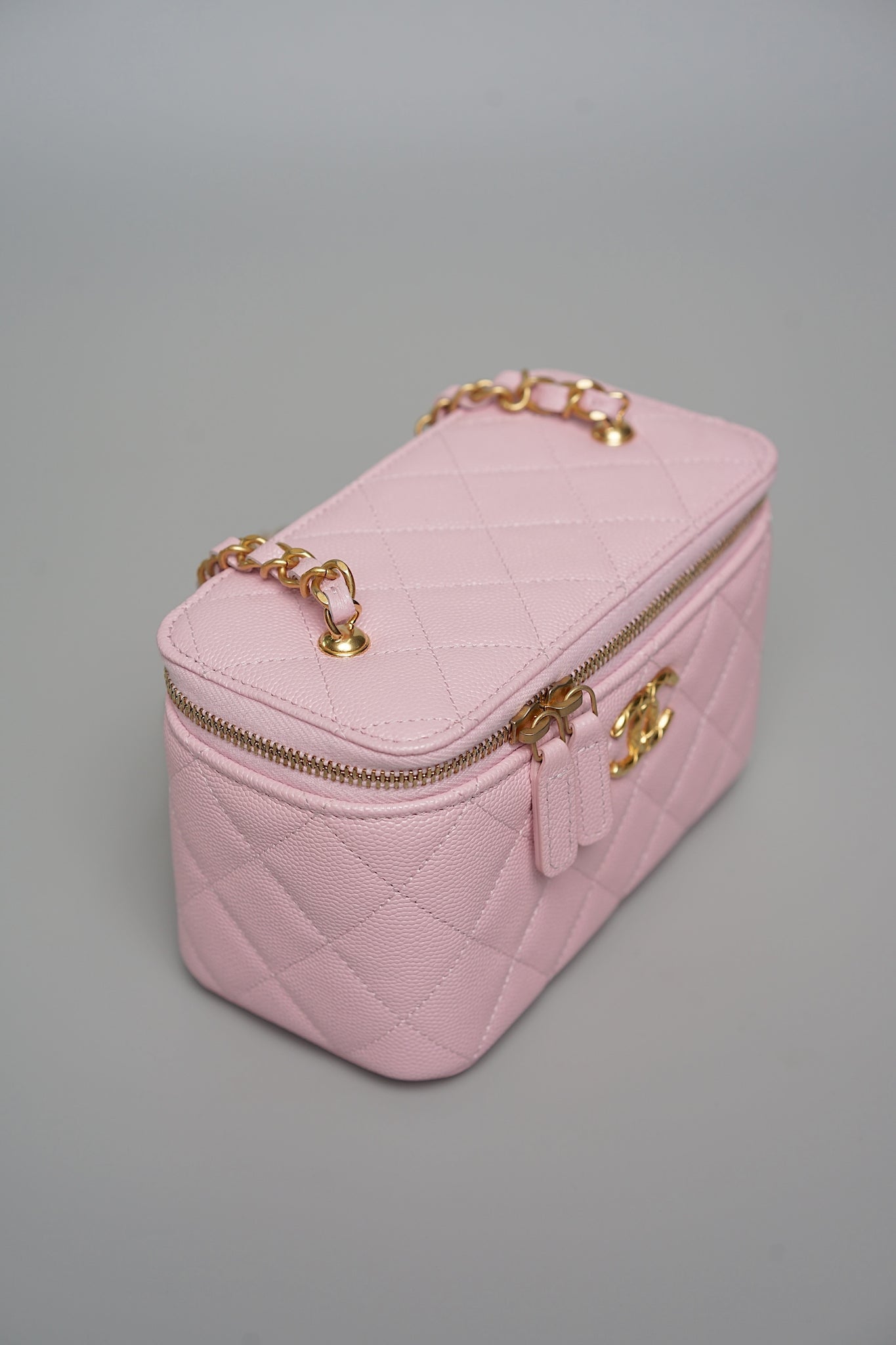 Chanel Pink Caviar Vanity with Chain (Brand New)