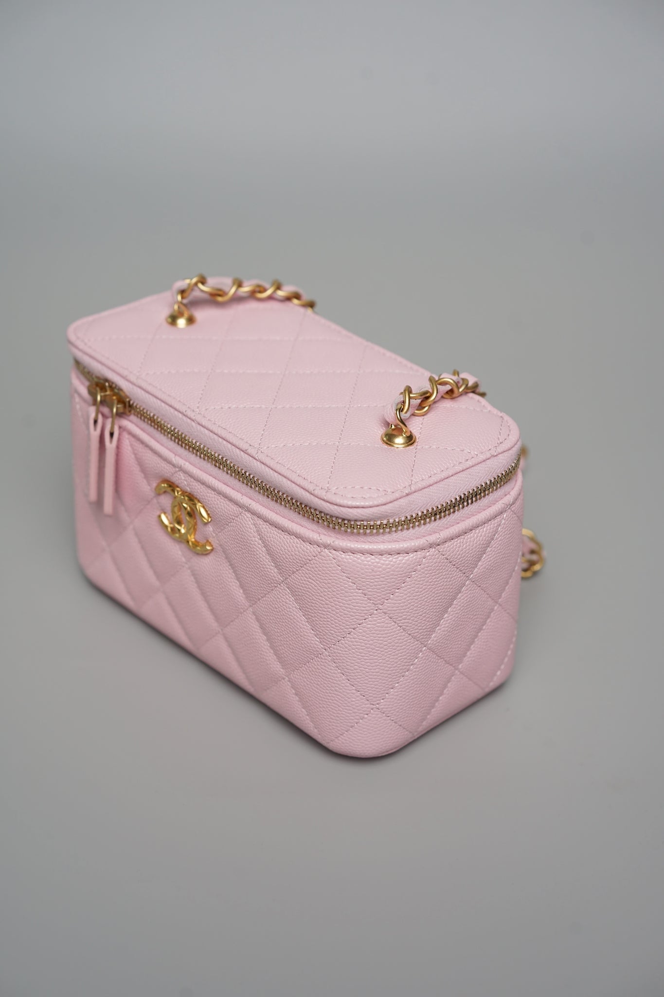 Chanel Pink Caviar Vanity with Chain (Brand New)