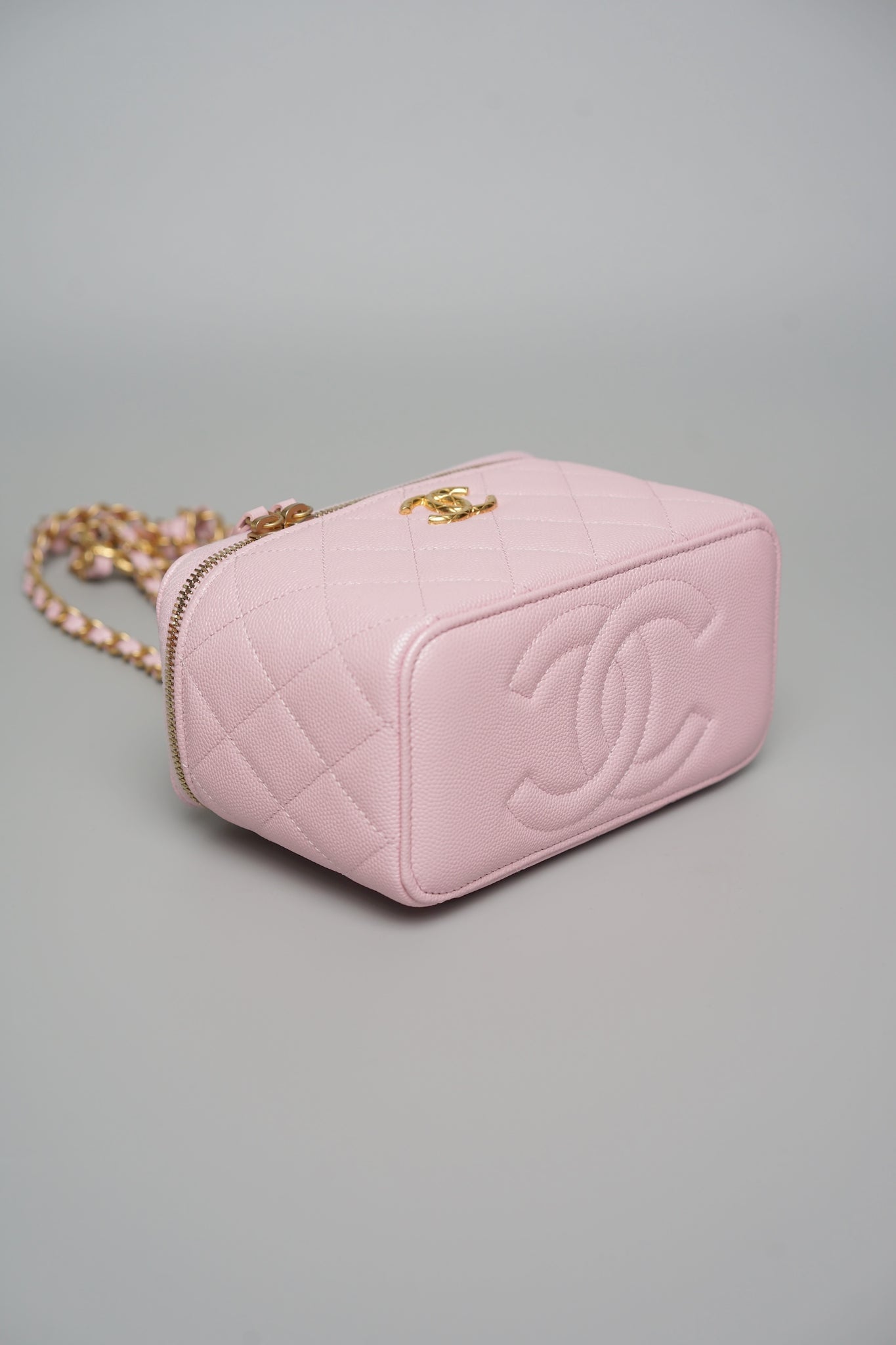 Chanel Pink Caviar Vanity with Chain (Brand New)