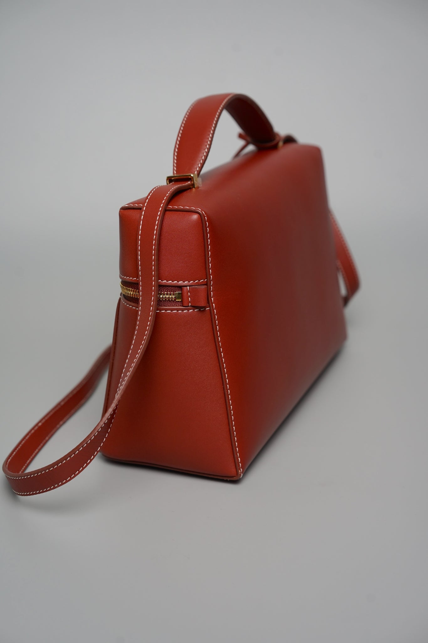 Loro Piana L27 Extrapocket in Brique