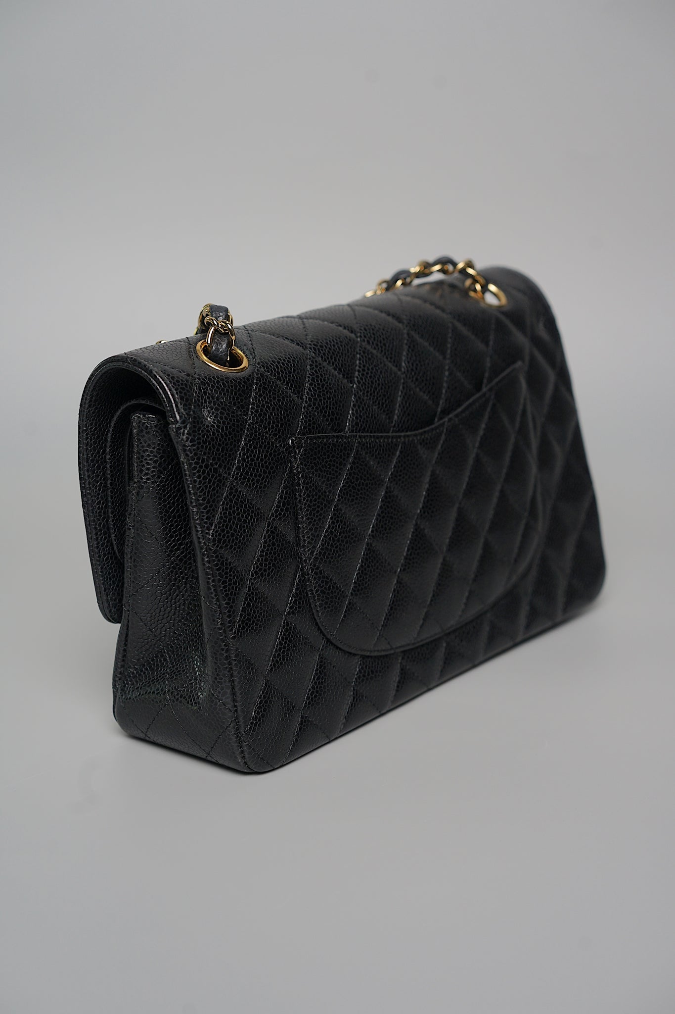 Chanel Medium Classic Double Flap in Black Caviar Ghw