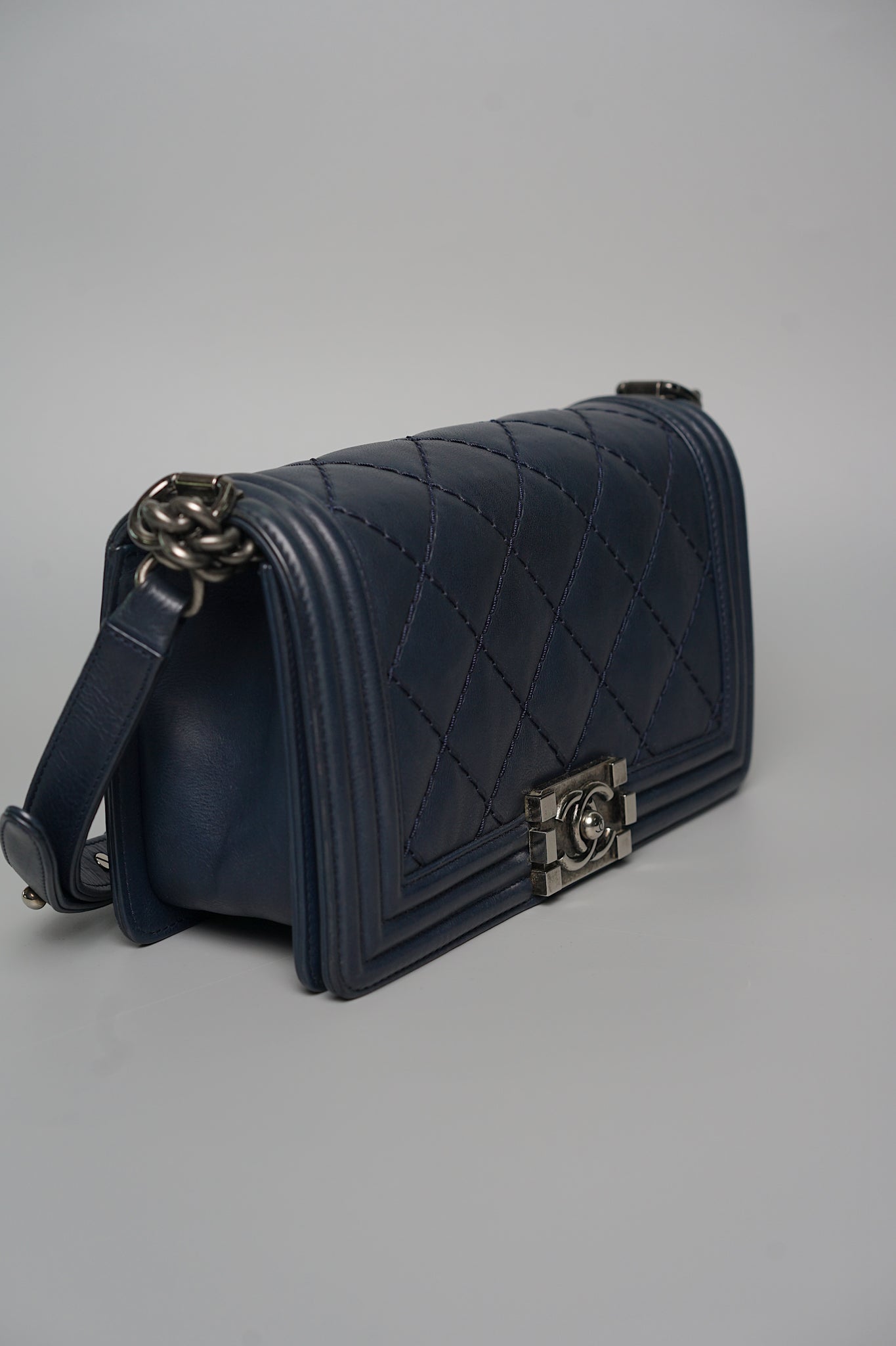 Boy Chanel Medium in Navy Lambskin Ruthenium