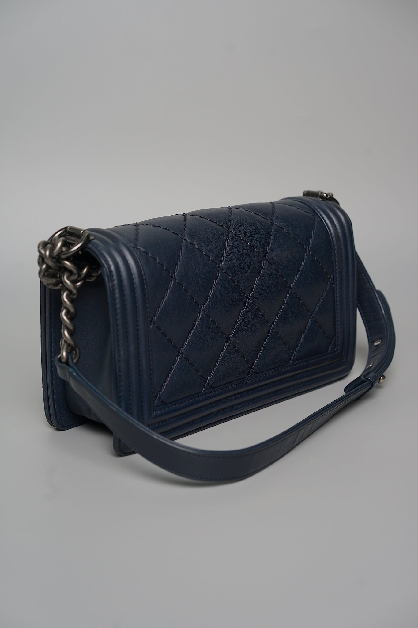 Boy Chanel Medium in Navy Lambskin Ruthenium